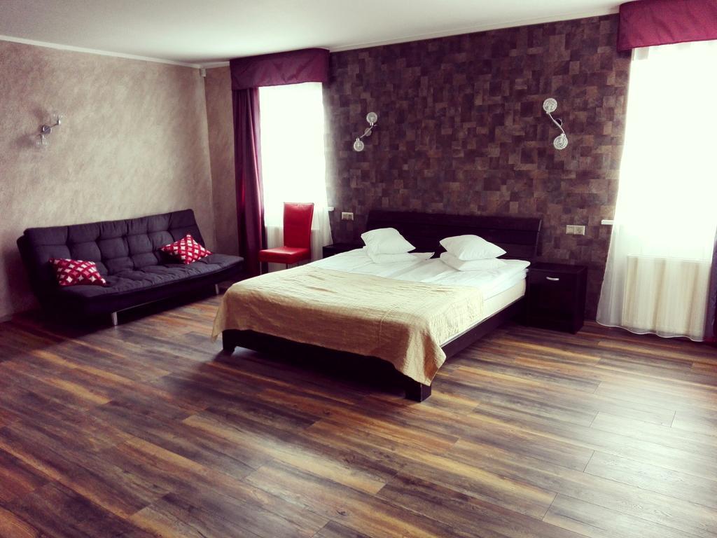 Urusel Guesthouse Tallinn Exterior photo